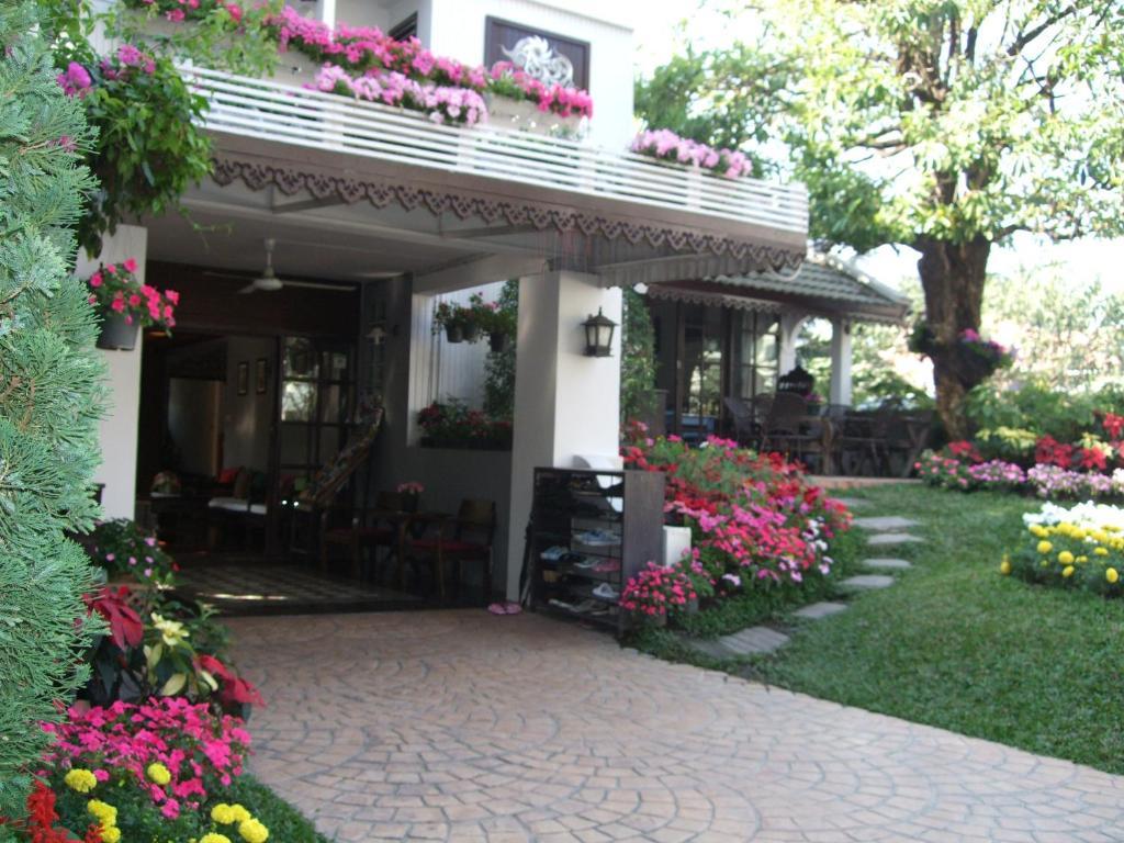 Rachamankha Flora House Hotel Chiang Mai Exterior photo