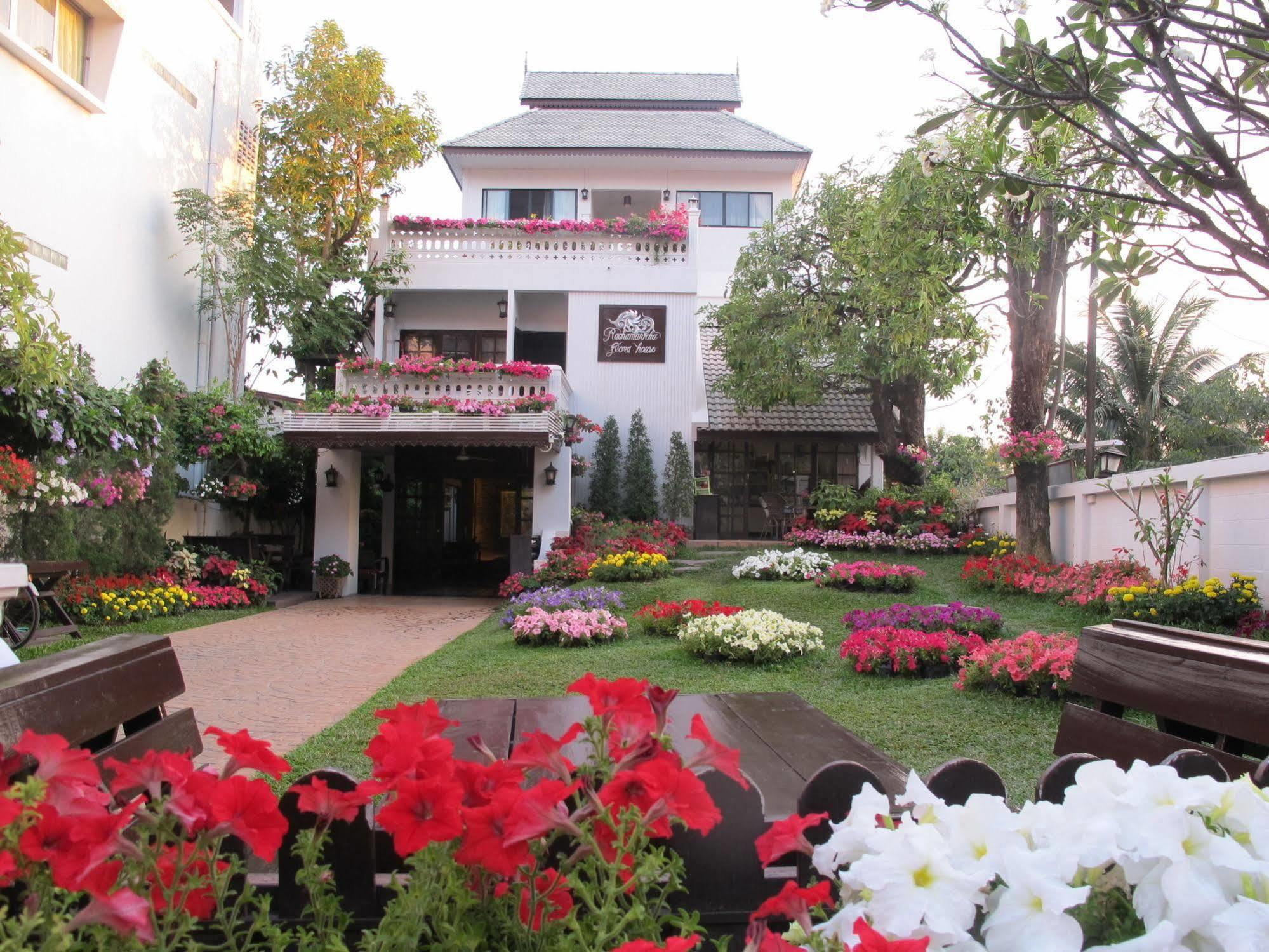 Rachamankha Flora House Hotel Chiang Mai Exterior photo